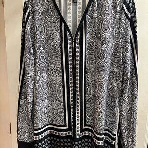 Black and White Paisley Patterned Top